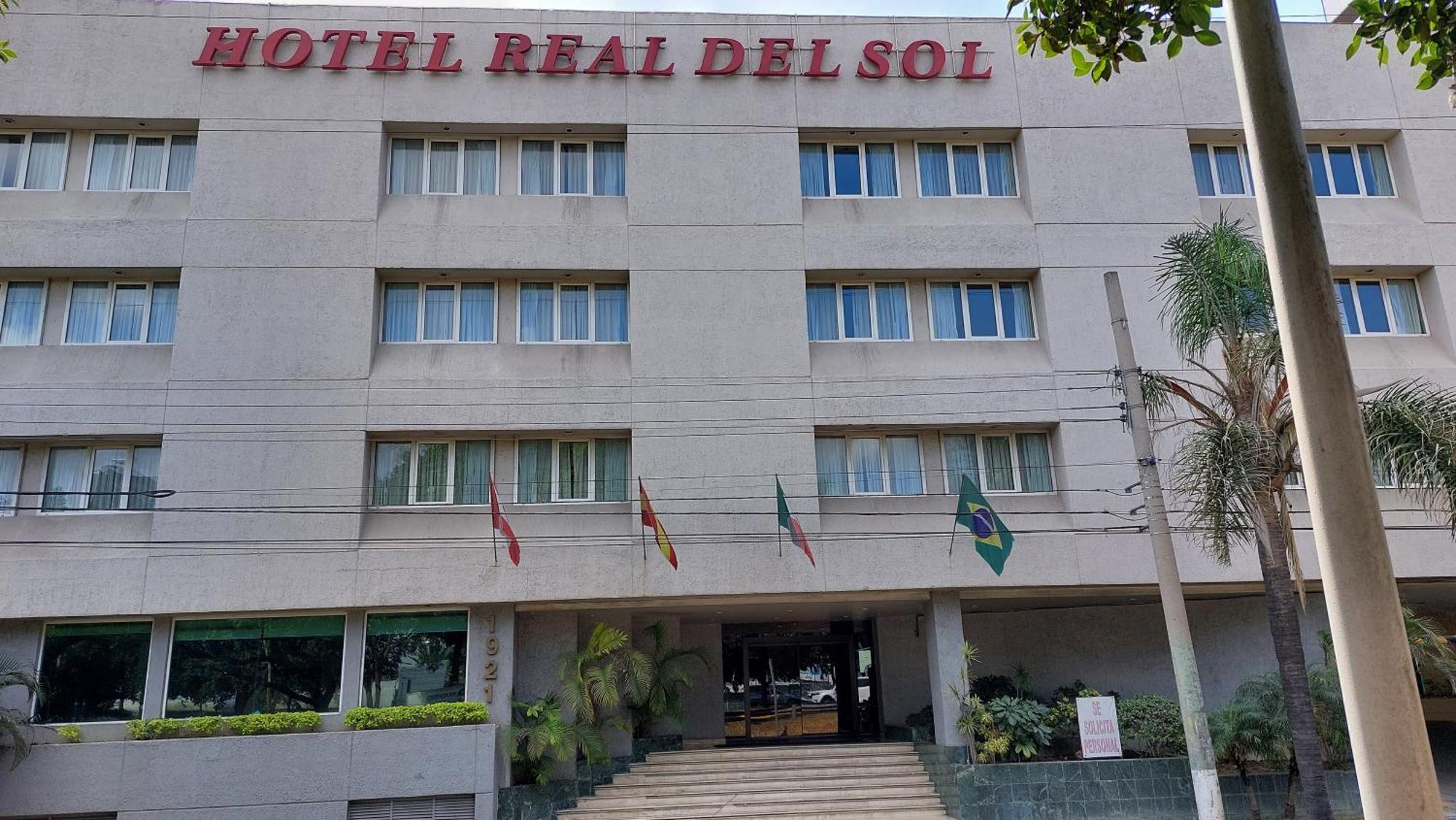 Hotel Real Del Sol - Zona Expo Industrial Гвадалахара Екстер'єр фото